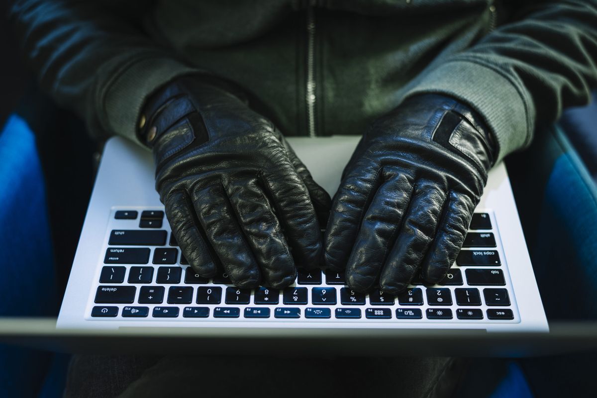 Ekspertai pataria, kaip neužkibti ant internetinių sukčių kabliuko