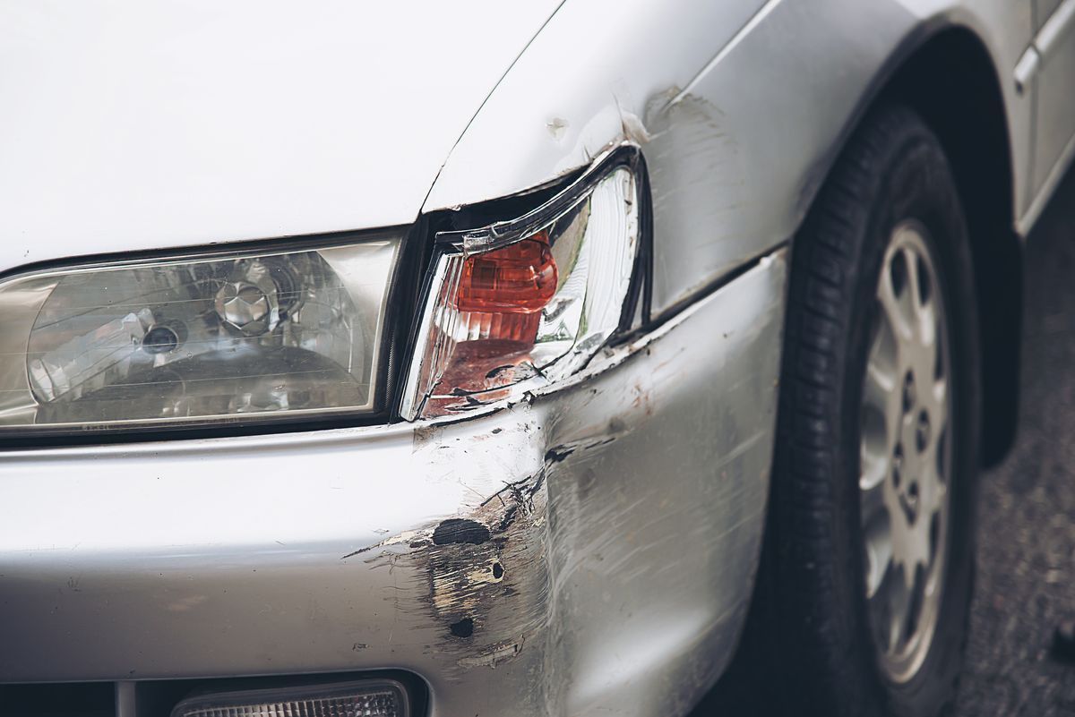 Sekmadienį – „Volvo“ ir „Opel“ avarija