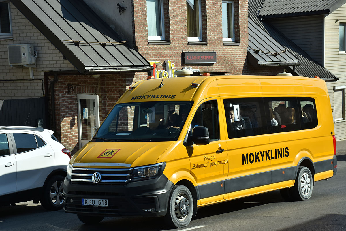 Pavėžėjimas ar mokyklos statusas?