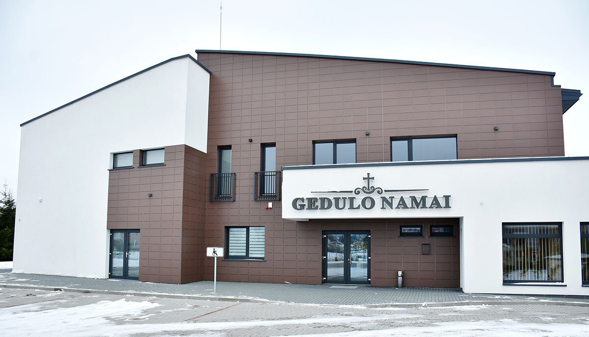 Kiek brangs laidojimo paslaugos Plungėje?