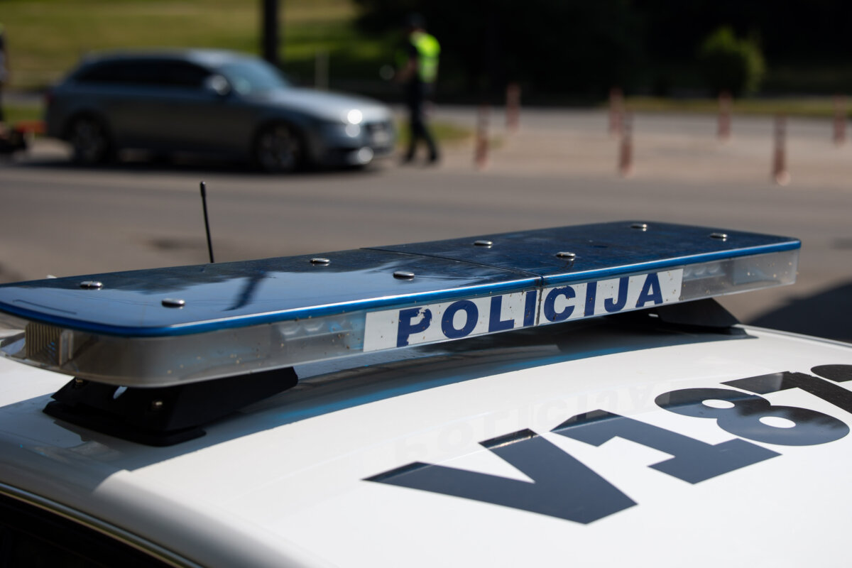 Plungės rajone galimai padegtas namas