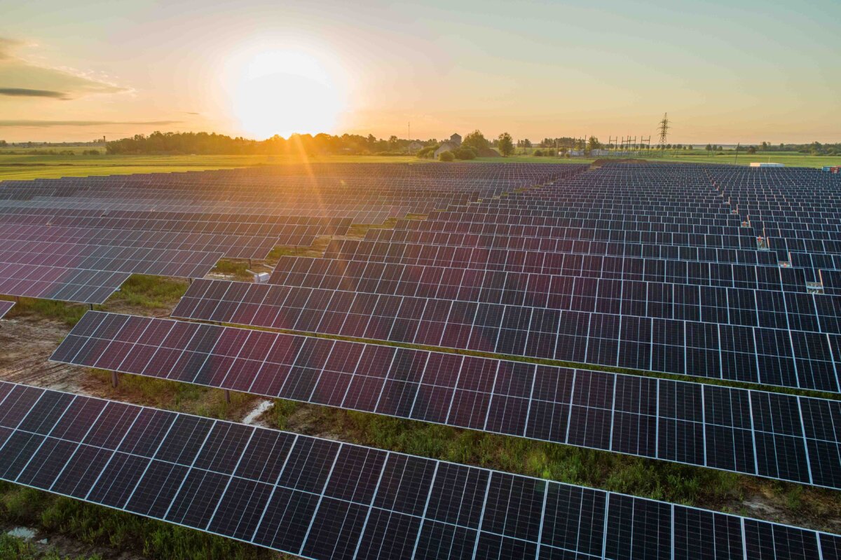 Saulės elektrines įsirengę gyventojai gali pretenduoti į paramą