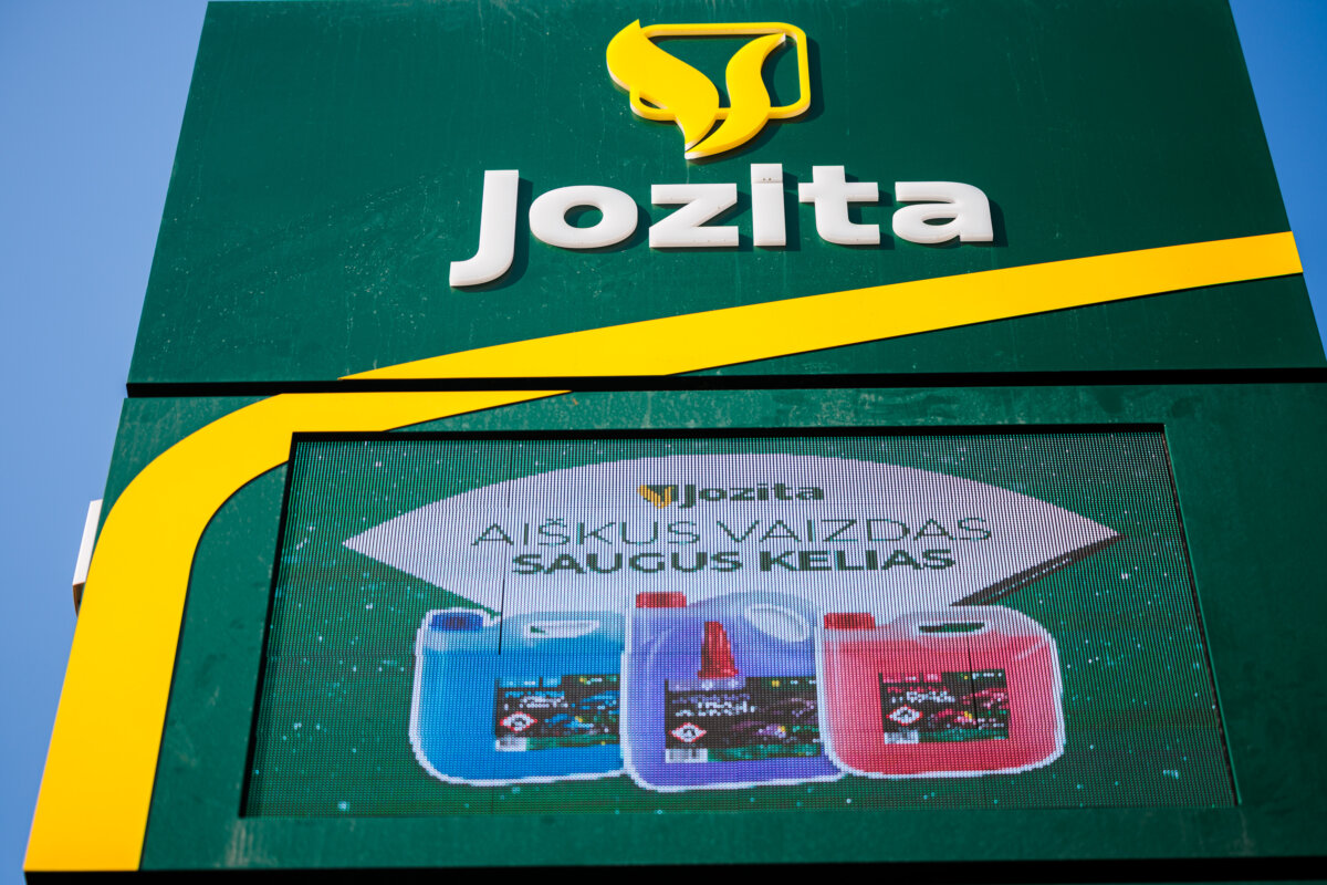 Krėtė „Jozitos“ degalines
