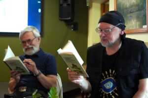 „Normaliais laikais tai būtų buvęs didelis poezijos įvykis. Bet laikai nebuvo normalūs“