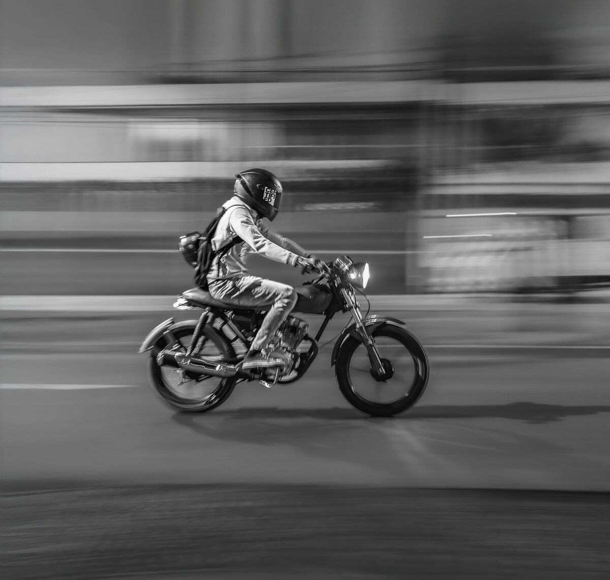 Kasmetinė dilema: triukšmingi motociklai ar per griežta kontrolė?