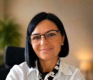 Penkeri metai augant ir kuriant kartu