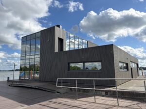 Sa­vi­val­dybė tu­ri nemažai rei­kalų teis­muo­se