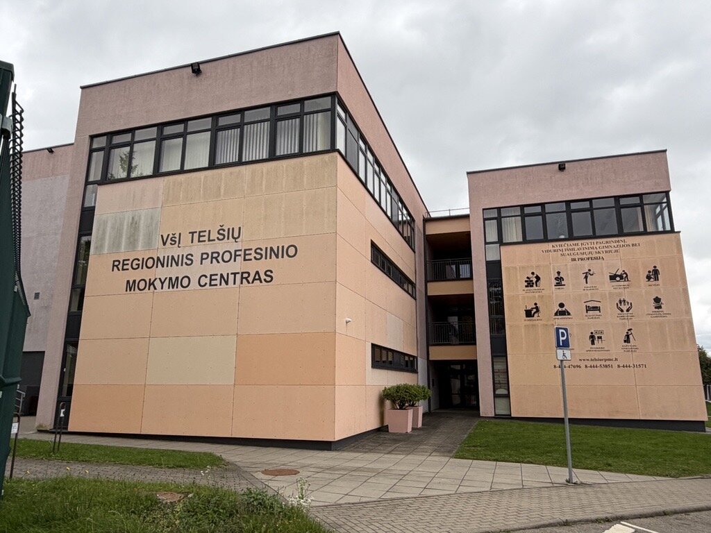 Kodėl Telšių regioninio profesinio mokymo centro padalinio moksleiviai šilto maisto ieško už mokyklos durų?