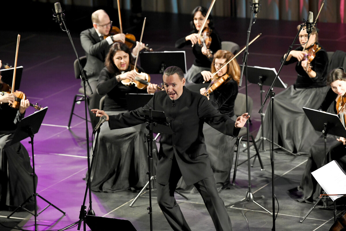 Festivalio scenoje – lietuviškos muzikos grožis ir pasaulinio garso atlikėjas Kostas Smoriginas