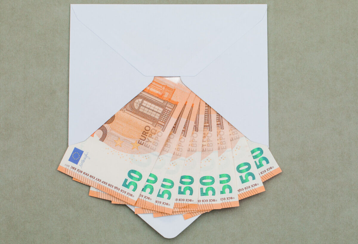 Telšiuose apskaitininkė įtariama pasisavinusi beveik 40 tūkst. eurų
