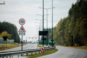 Ša­lies ke­liuo­se pla­nuo­ja­ma įreng­ti apie 400 lau­ki­nių gy­vū­nų at­bai­dy­mo at­švai­tų