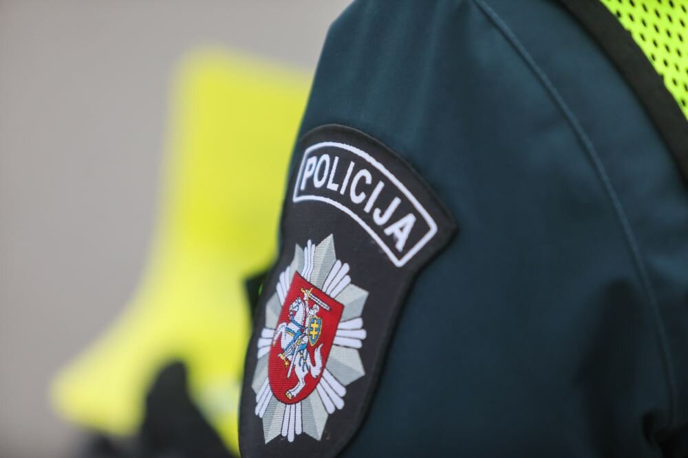 Tel­šių rajono po­li­ci­jos ko­mi­sa­ria­te trūksta dar­buo­tojų